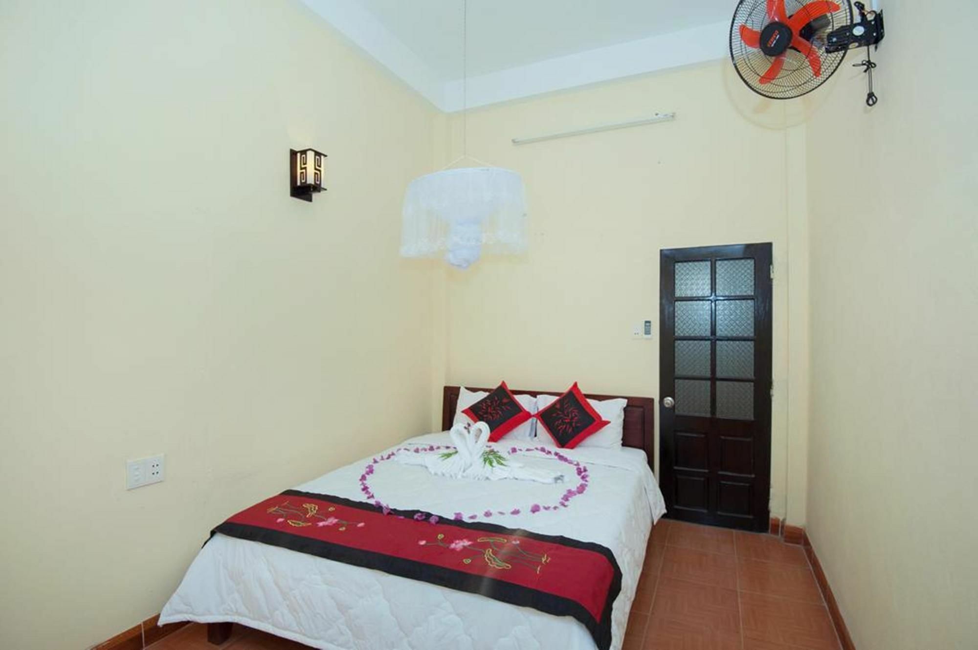 Bougain Villeas Homestay Χόι Αν Εξωτερικό φωτογραφία